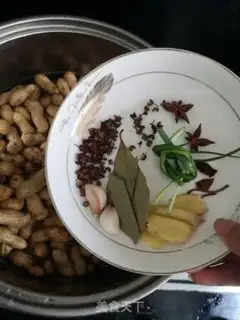 Make Cook peanuts step 1