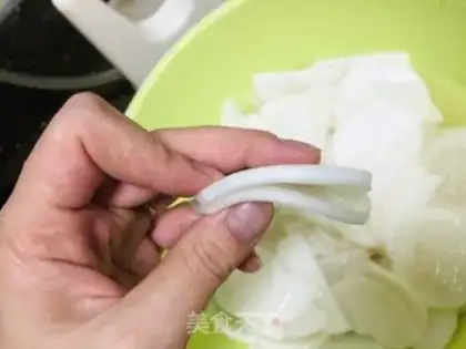 Make Dragon juice and radish step 1