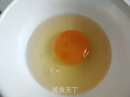 Make Sausage egg fried rice step 2