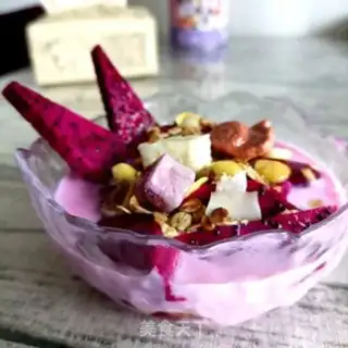 Make Milk cranberry bowl step 9