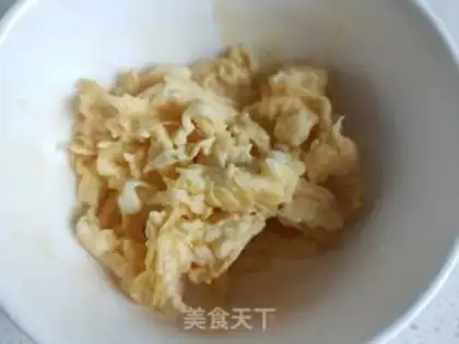 Make Sausage egg fried rice step 3