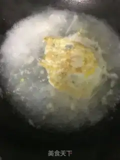 Make Cook rice powder with your hands step 4