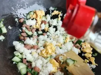 Make Sausage egg fried rice step 9