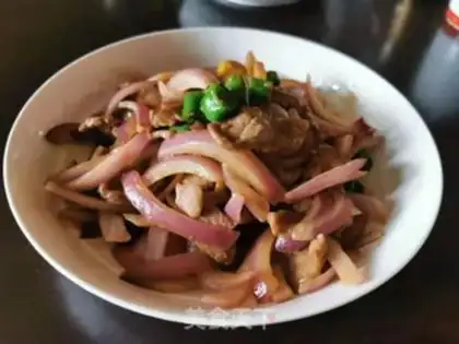 Make Onion fried lamb step 6