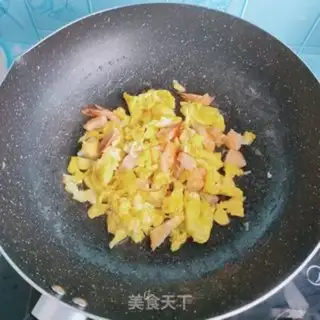 Make Shrimp moss fried eggs step 3