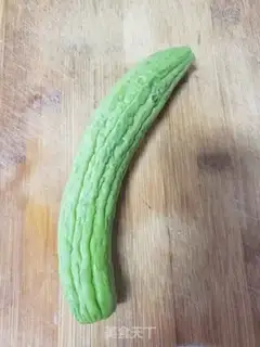 Make Bitter melon soup step 0