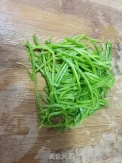 Make Bitter melon soup step 1