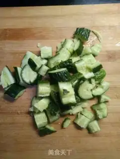 Make cucumber noodles step 2