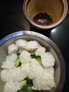 Make cucumber noodles step 3