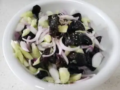 Make Onion cucumber step 6