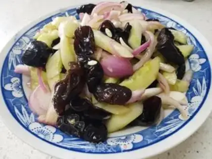 Make Onion cucumber step 8