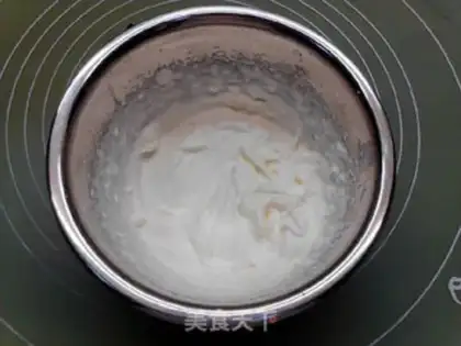 Make Twinberry mousse cake step 14