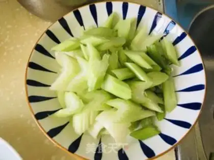Make Celery and meat step 0