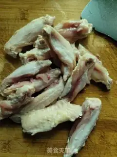 Make Chicken wings with garlic sauce step 1