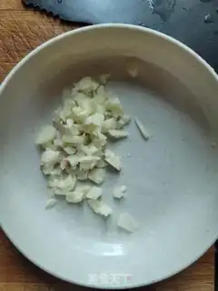 Make Chicken wings with garlic sauce step 2