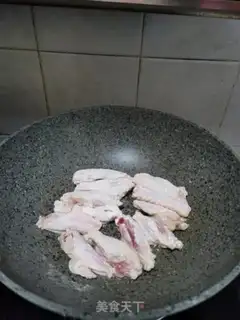 Make Chicken wings with garlic sauce step 4