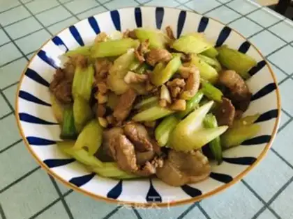 Make Celery and meat step 8