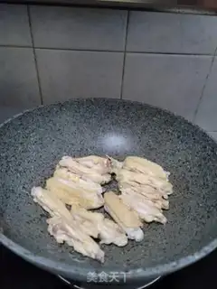 Make Chicken wings with garlic sauce step 5