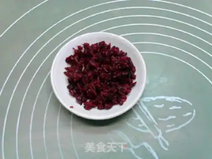 Make Twinberry mousse cake step 25