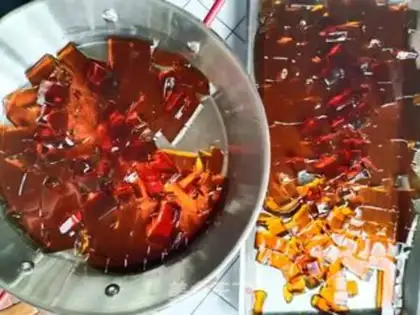 Make Brick milk tea step 2