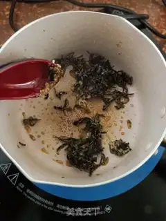 Make Brick milk tea step 4
