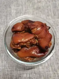 Make Red burning pig hoof step 9
