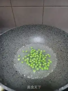 Make Peas and eggs step 1
