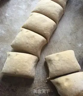 Make Pumpkin buns step 8