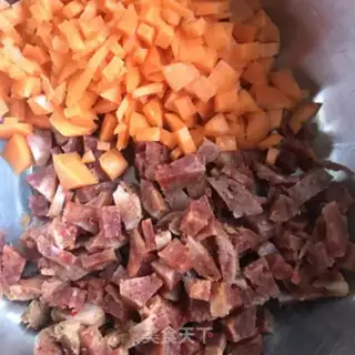 Make Carrot weenie rice step 1