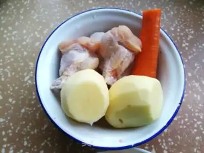 Make Chicken wings and potatoes step 0