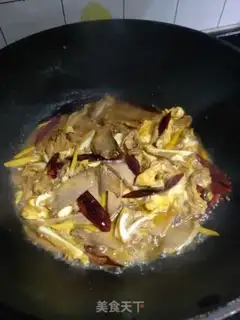 Make Piggy tongue step 6