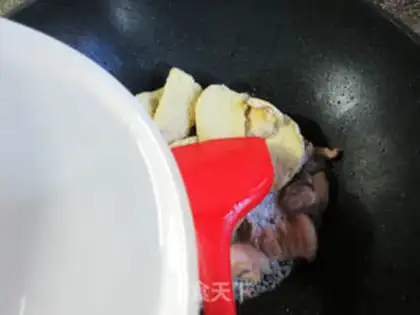 Make Soup chicken roast pork step 5