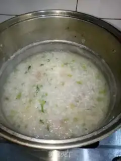 Make Celery pork porridge step 4