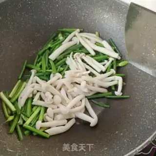 Make Scrambled sea mushrooms step 10