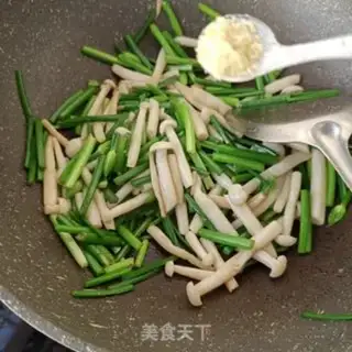 Make Scrambled sea mushrooms step 13