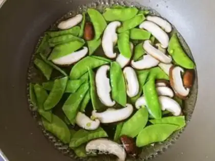 Make Dutch mushrooms step 2
