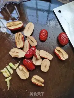 Make Red dates evaporated ribs step 0