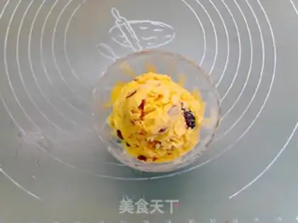 Make Cranberry cream mango ice cream step 9
