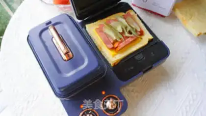 Make A sandwich breakfast step 2