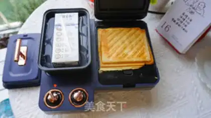 Make A sandwich breakfast step 4