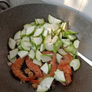 Make Shrimp tofu soup step 10