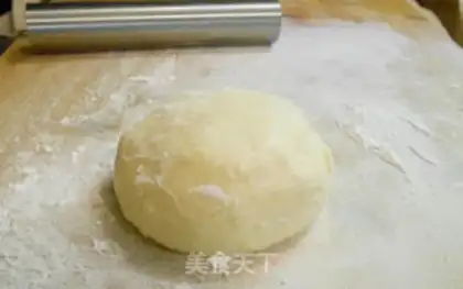 Make Egg-milk pie step 2