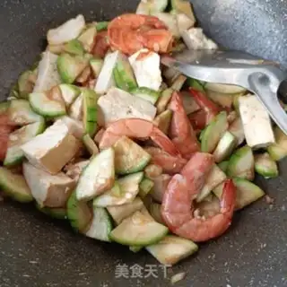 Make Shrimp tofu soup step 13