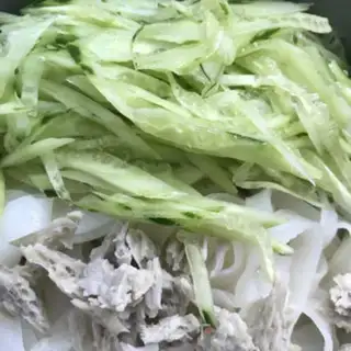 Make Garlic cucumber with skin step 3