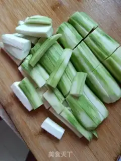 Make Cook melon soup step 1
