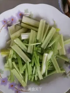 Make Celtic fried fragrance step 1