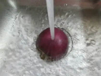 Make Round eggplant pans step 1