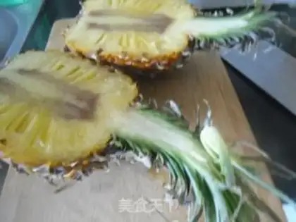Make Pineapple duck step 1