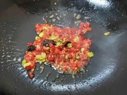 Make Spicy potatoes and beans step 5