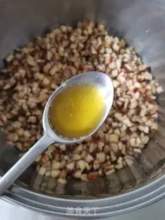 Make Bean dry mushroom sauce step 7